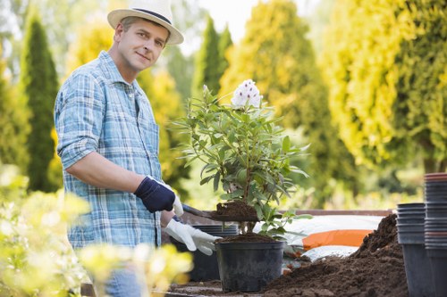 Local gardening workshop in Oxley with community members learning together